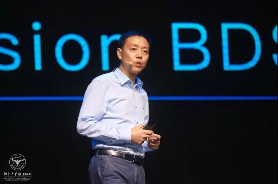 千寻位置网络有限公司首席执行官、火狐手机版登录入口校友陈金培.jpg